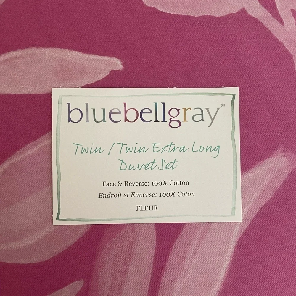 BlueBellGray Twin / Twin XL Dorm Duvet Cover Sham Set Pink Fleur Watercolor New